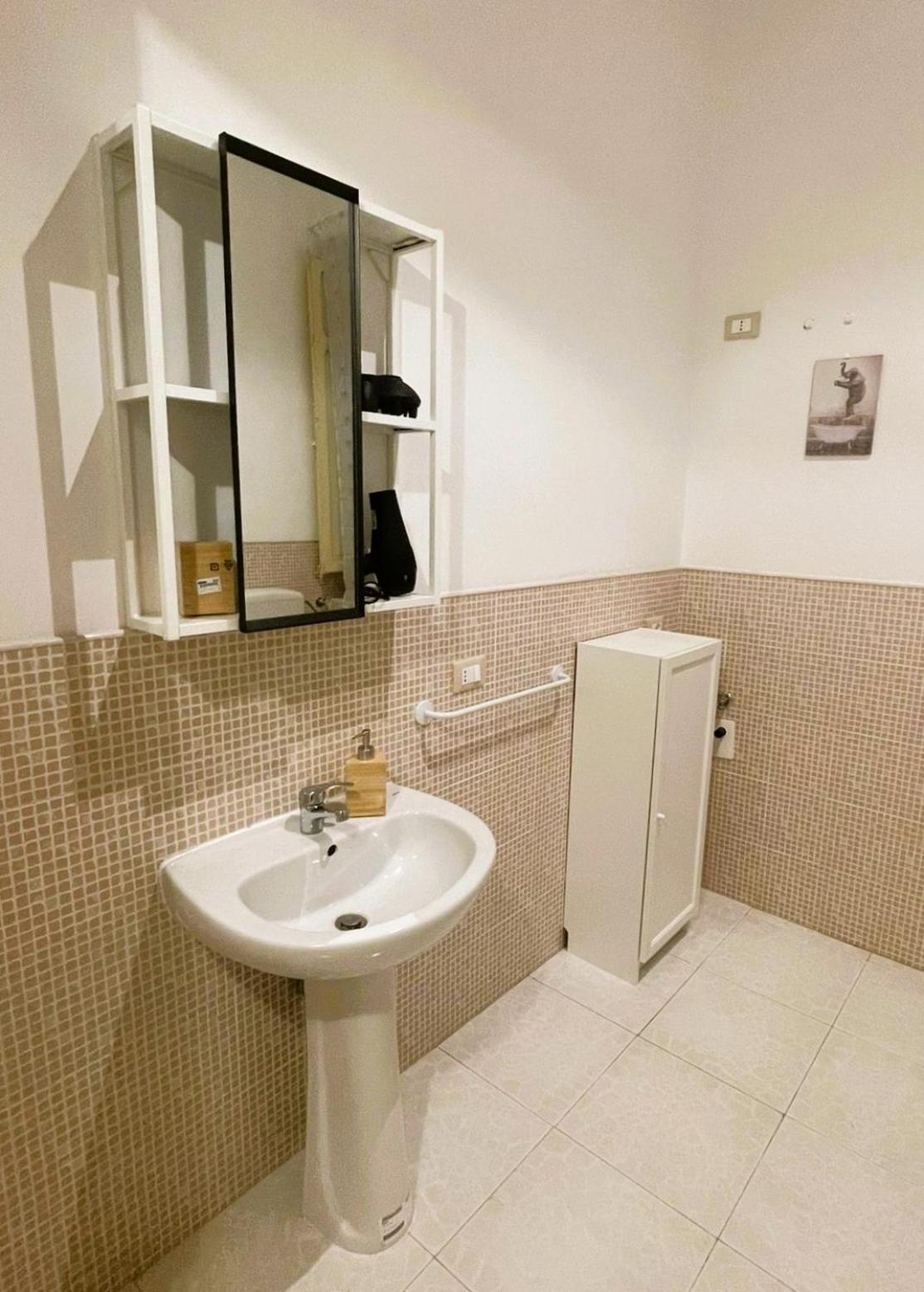 Olivuzza Rooms In Apartment Palermo Eksteriør billede