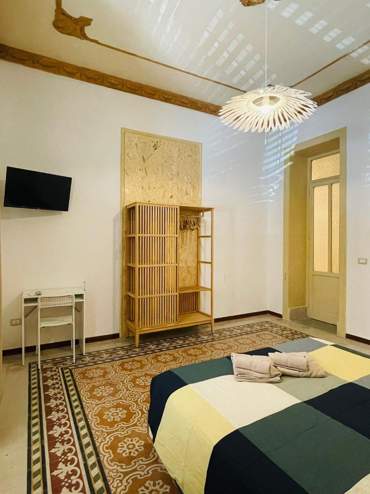 Olivuzza Rooms In Apartment Palermo Eksteriør billede